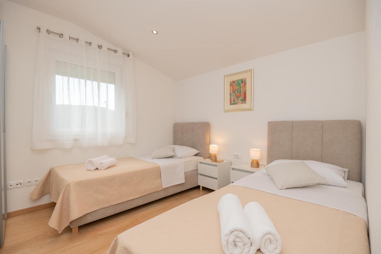 Holiday Home Terra Roca - Imotski, Natural Environment With Complete Peace And Quiet. エクステリア 写真